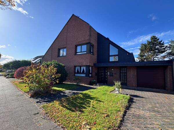 Haus in 47441 Moers mit 209,9 m² kaufen