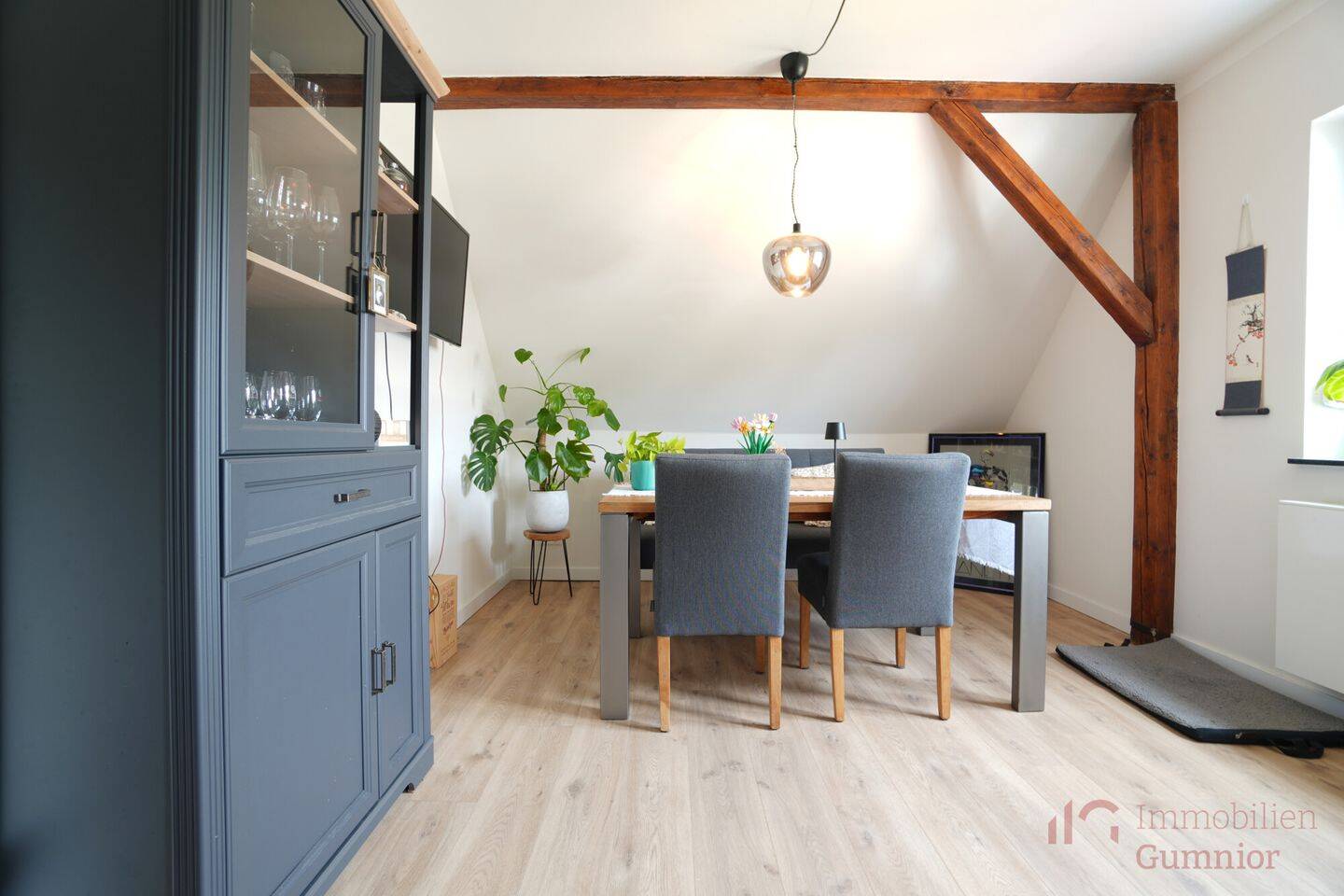 IMMOBILIEN GUMNIOR präsentiert: moderne Dachgeschosswohnung in zentraler Lage von Neuenkirchen – Neuenkirchen – Vorschaubild 4