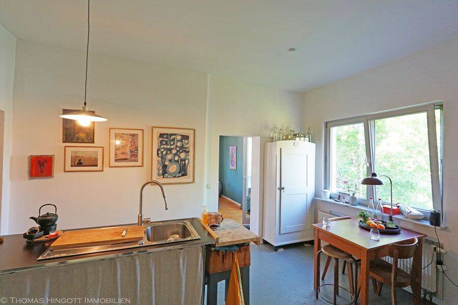 Dachgeschoss-Maisonettewohnung mit 2 Balkonen Nähe Beethovenpark – Köln – Vorschaubild 2