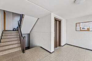 Provisionsfrei - Helle, sanierte 3-Zimmer-Wohnung mit Aufzug, Balkon und Weitblick – 90763 Fürth – Vorschaubild 2