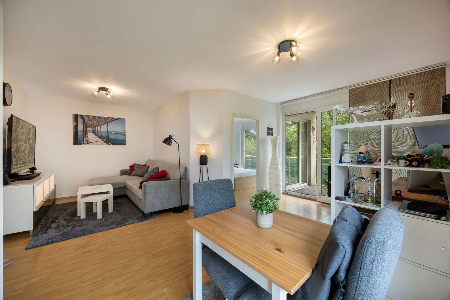 Am Florapark Düsseldorf: Lichtdurchflutete 2 Zimmer Wohnung mit Balkon und Blick ins Grüne – Düsseldorf – Vorschaubild 7