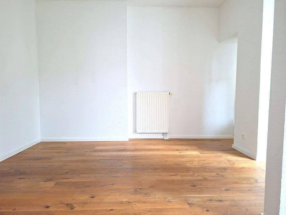 !! 4-Zimmer-Wohnung mit Parkett, Wanne und Dusche und Balkon !! – Chemnitz – Vorschaubild 8