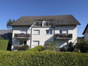 gefragte Wohnlage, Bad mit Fenster, und Stellplatz