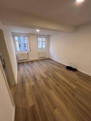 Zentral & saniert: 2-Zimmer-Apartment direkt am Flair Fürth