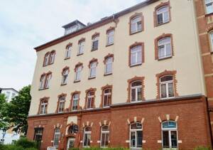 Kleine 2-Raum-Wohnungmit großen Bad und Balkon im Blumenviertel zu vermieten