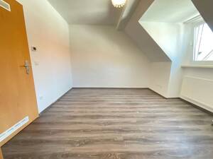 Gemütliche kleine Dachgeschosswohnung mit Einbauküche – 58095 Hagen – Vorschaubild 5