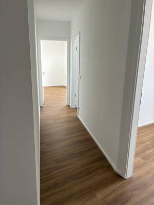 Zentral gelegene Wohnung im Staffelgeschoss – 21465 Wentorf bei Hamburg – Vorschaubild 2