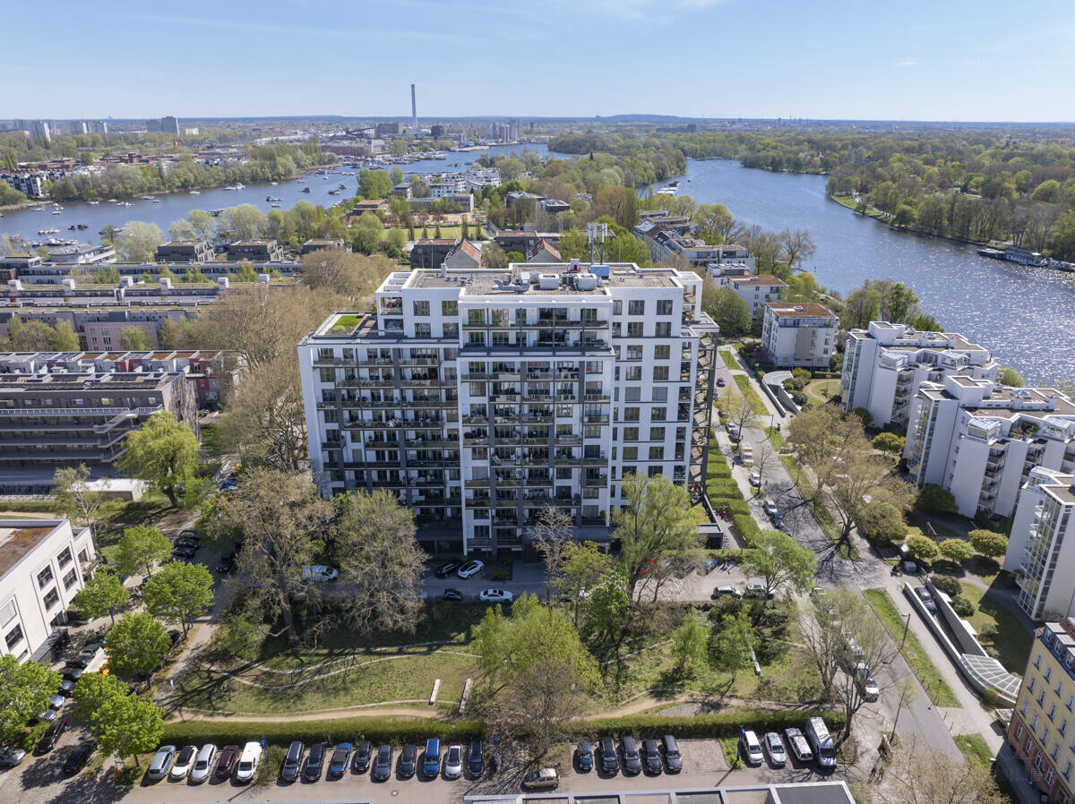 Skyline, Spa & Spreeblick - Außergewöhnliche Luxusresidenz in Berlin – Berlin – Vorschaubild 2