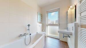 Wohnen über den Dächern - Dreieinhalb-Zimmer-Wohnung mit Terrasse und Balkon – 60326 Frankfurt am Main – Vorschaubild 8