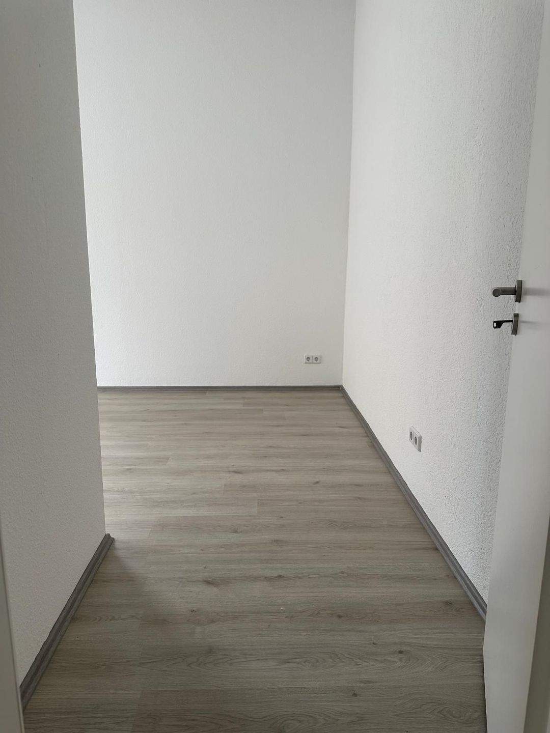 moderne 4-Raumwohnung in Erfurt zu vermieten / neu renoviert – Erfurt – Vorschaubild 7