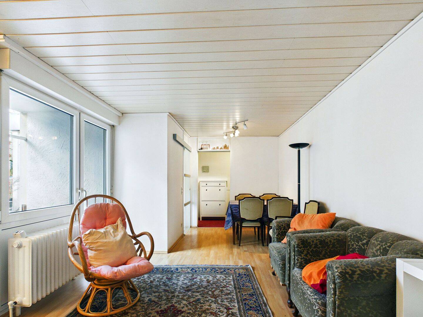 Stuttgart-Süd trifft Mitte: großzügige 2-Zimmer-Wohnung mit Balkon und ruhiger Innenhoflage – Stuttgart – Vorschaubild 3