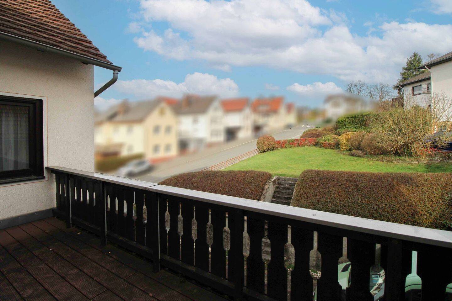 Vielseitiges Mehrgenerationenhaus auf großem Grundstück mit Scheune & Garten in Grävenwiesbach – Grävenwiesbach – Vorschaubild 6