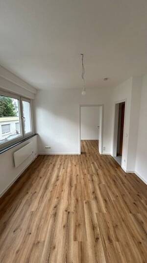 Modernisierte 2-Zimmer-Wohnung in zentraler Dortmunder Innenstadtlage – 44135 Dortmund – Vorschaubild 7