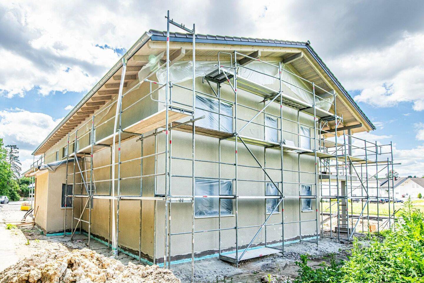 Neubau - sonnenverwöhnte, moderne KfW 55 Gartenwohnung mit Terrasse direkt in Cham zu verkaufen – Cham – Vorschaubild 5