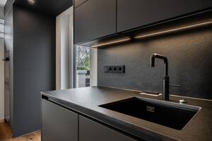 Raum, Licht, Höhe. Penthouse über den Baumkronen. – 81925 München – Vorschaubild 7