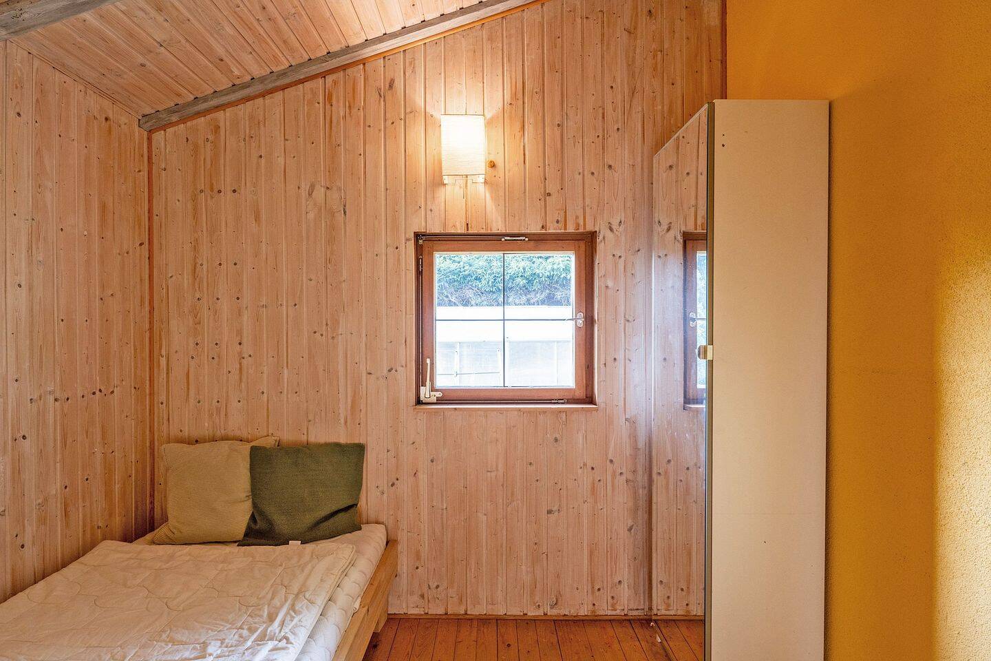 Ein herrlicher Rückzugsort: charmantes Wochenend-Blockhaus mit idyllischem Grundstück – Affing – Vorschaubild 7