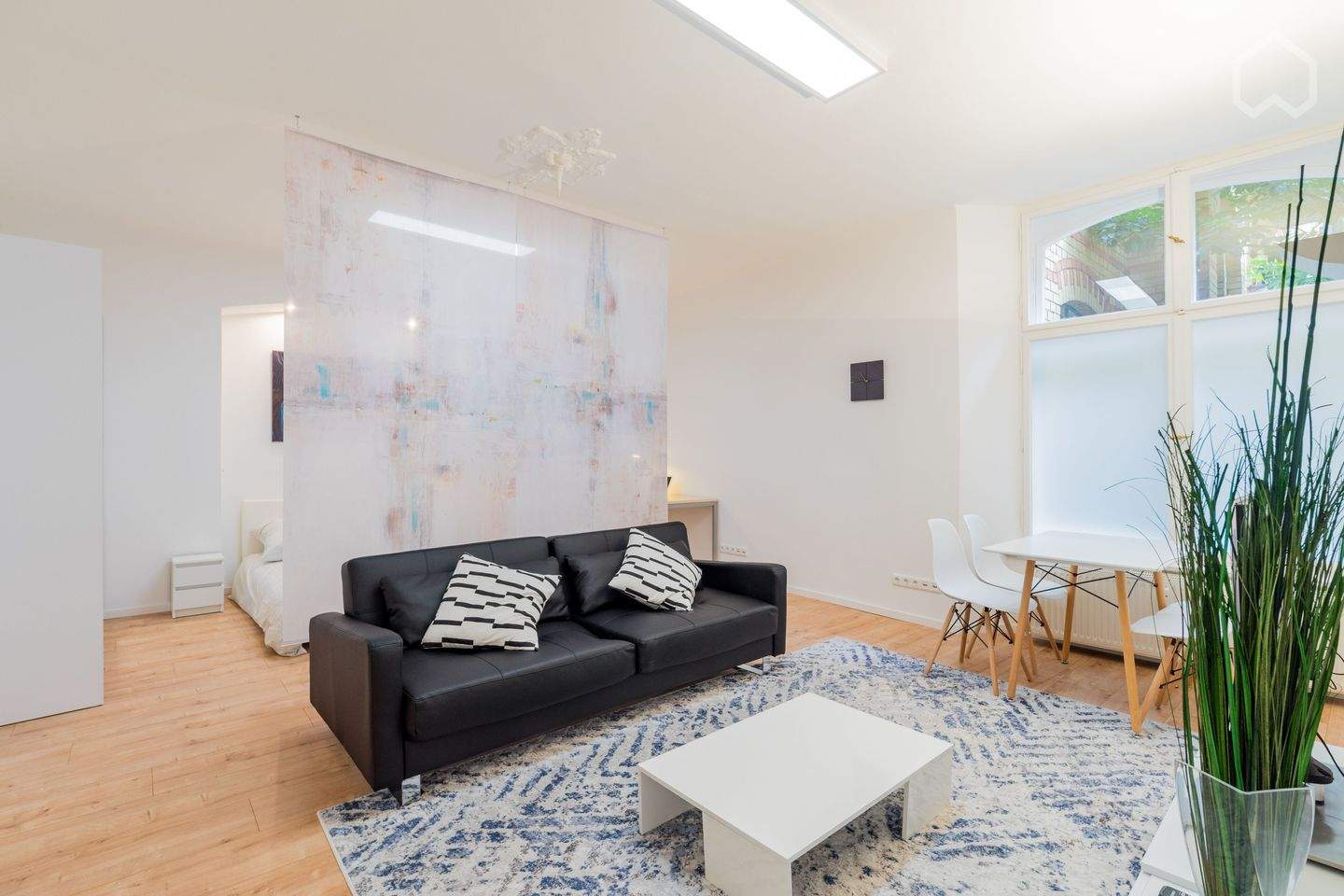 Moderne, stilvolle und sehr zentral gelegene und renovierte Wohnung - mit allem inklusive! – Berlin – Vorschaubild 5