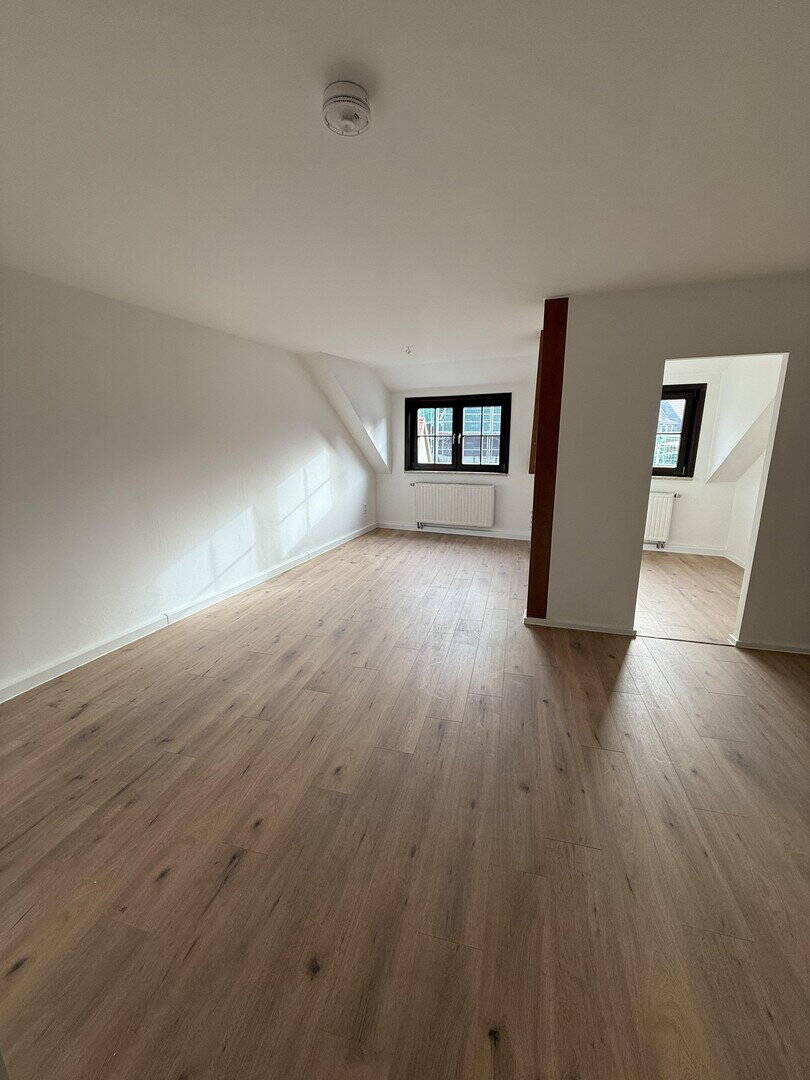 2,5-Raum-Wohnung in Kahla - saniert (am Markt)