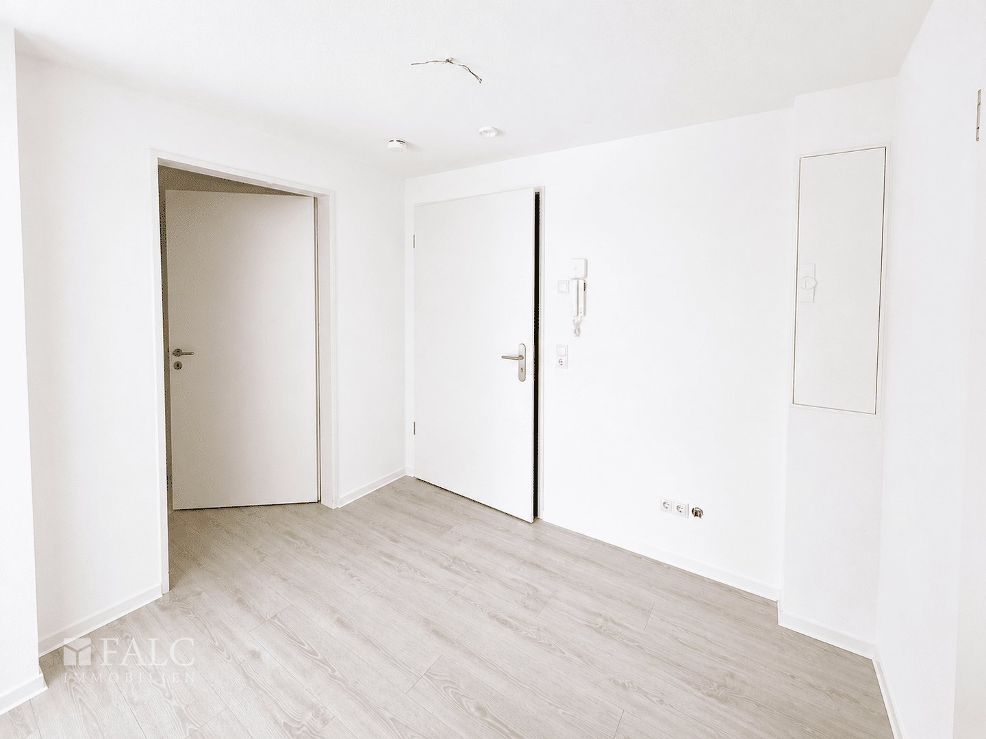 Barrierefrei wohnen mit Sicherheit - Moderne 2 Zimmerwohnung mit Aufzug, Balkon und Pflegeangebot – Bremerhaven – Vorschaubild 6