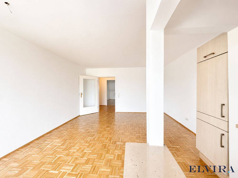 ELVIRA - Moosach, lichtdurchflutete Dachgeschosswohnung mit Südost-Loggia in begehrter Lage – München – Vorschaubild 7