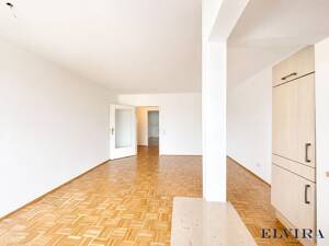 ELVIRA - Moosach, lichtdurchflutete Dachgeschosswohnung mit Südost-Loggia in begehrter Lage – 80993 München – Vorschaubild 7