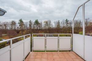 +++ individuelle DG-Maisonette mit separatem Zugang - S-Balkon mit Blick ins Grüne - renoviert - inkl. EBK & Kfz-Stpl... – 70439 Stuttgart – Vorschaubild 9