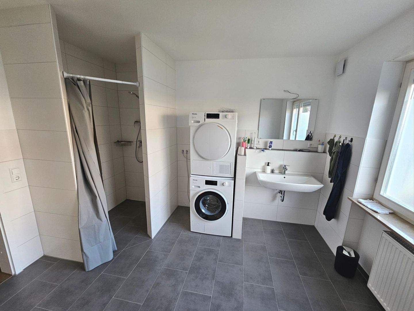 Saniertes Zimmer zu vermieten mit ca. 25qm in 6er-WG – Karlsruhe – Vorschaubild 7
