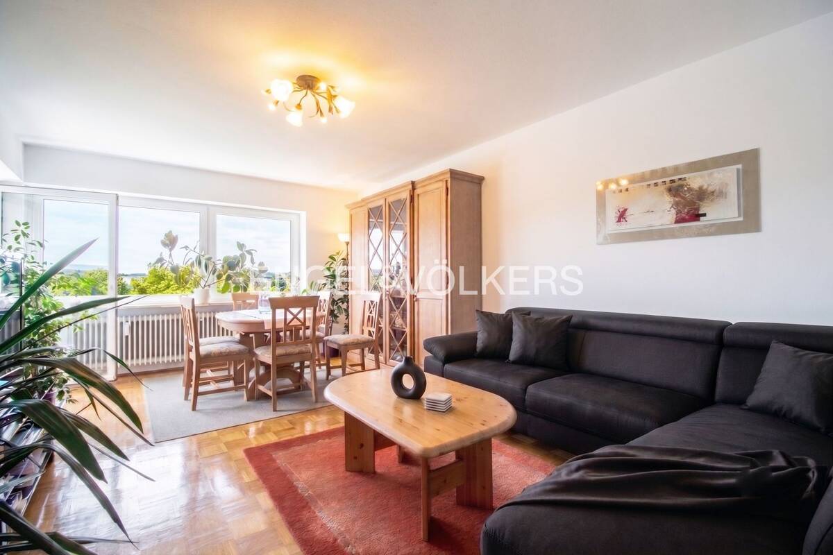 Attraktive 2-Zimmer Wohnung mit Balkon im beliebten Regensburger Westen – 93049 Regensburg – Bild 1 von 5