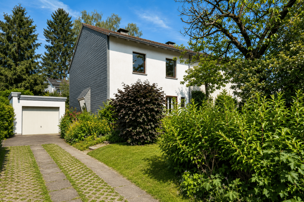 +++ Wohnen mit Potenzial - Doppelhaushälfte mit Garten, Balkon, Terrasse, Garage und Stellplätzen +++ – Wuppertal – Vorschaubild 3