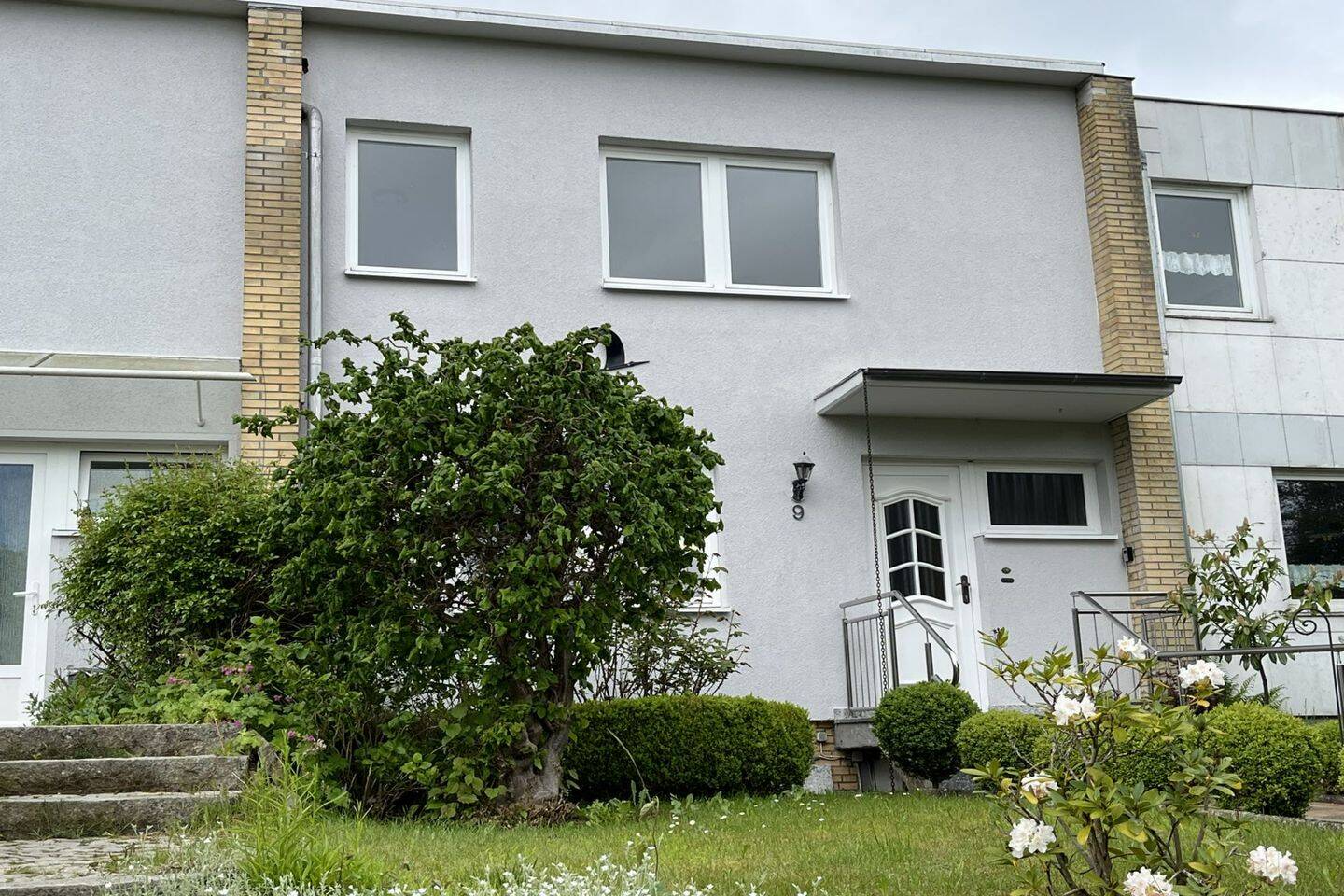 Kleines Mittelreihenhaus in Ostseenähe