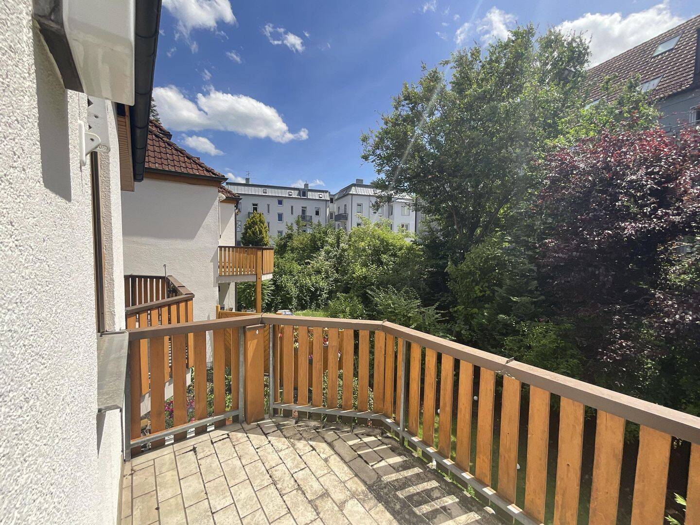 Tolle 1-Zimmer-Wohnung mit Südbalkon – Augsburg – Vorschaubild 2
