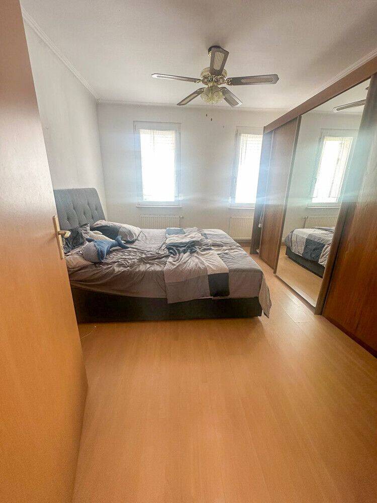 Schöne 2-Zimmer-Wohnung mit großem Balkon und Einbauküche – Stuttgart – Vorschaubild 5