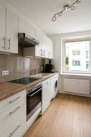 Moderne 3-Zimmerwohnung mit Südwestbalkon und Blick in den begrünten Garten – 22529 Hamburg – Vorschaubild 9