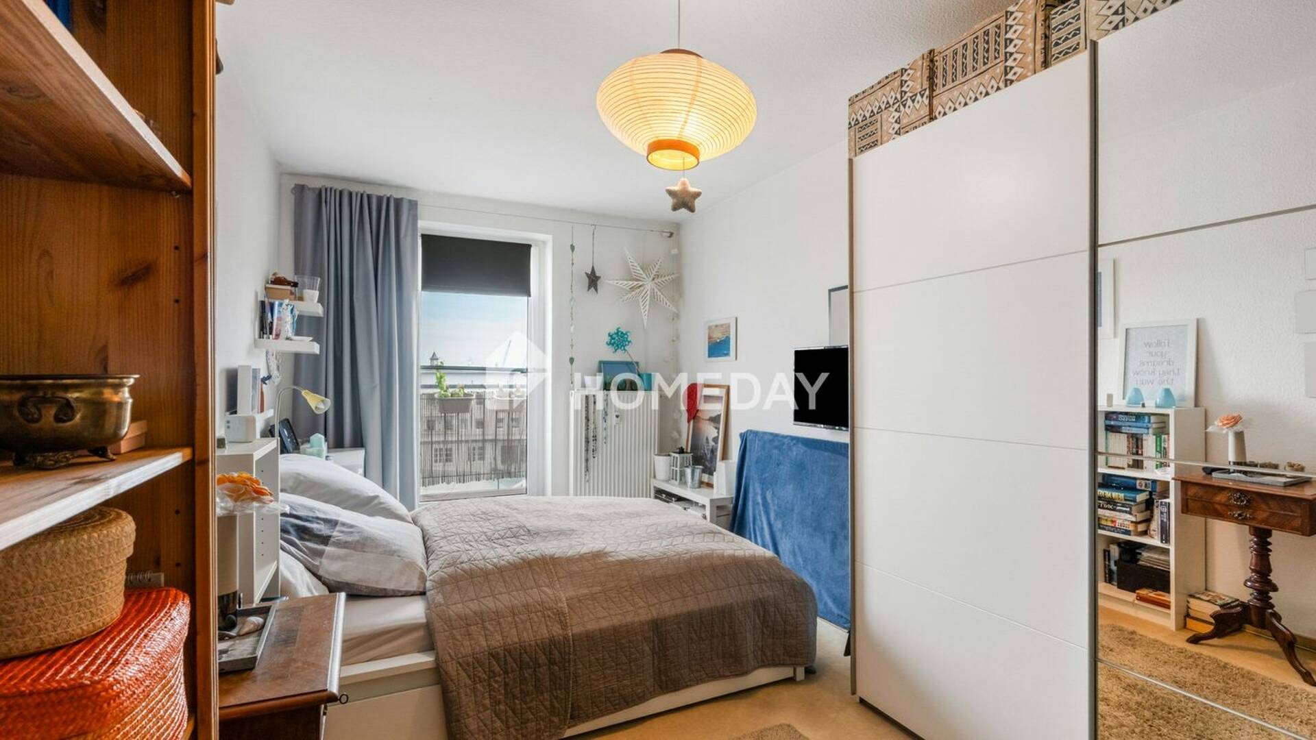 Dachgeschosswohnung in 18057 Rostock mit 67 m² kaufen