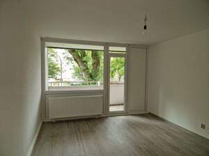 Erstbezug nach Sanierung, 3-Zimmer-Wohnung mit Balkon! – 44359 Dortmund – Vorschaubild 3