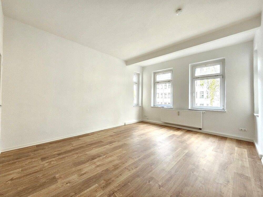 Frisch modernisiert großzügig wohnen mit viel Freiraum. – Chemnitz – Vorschaubild 4
