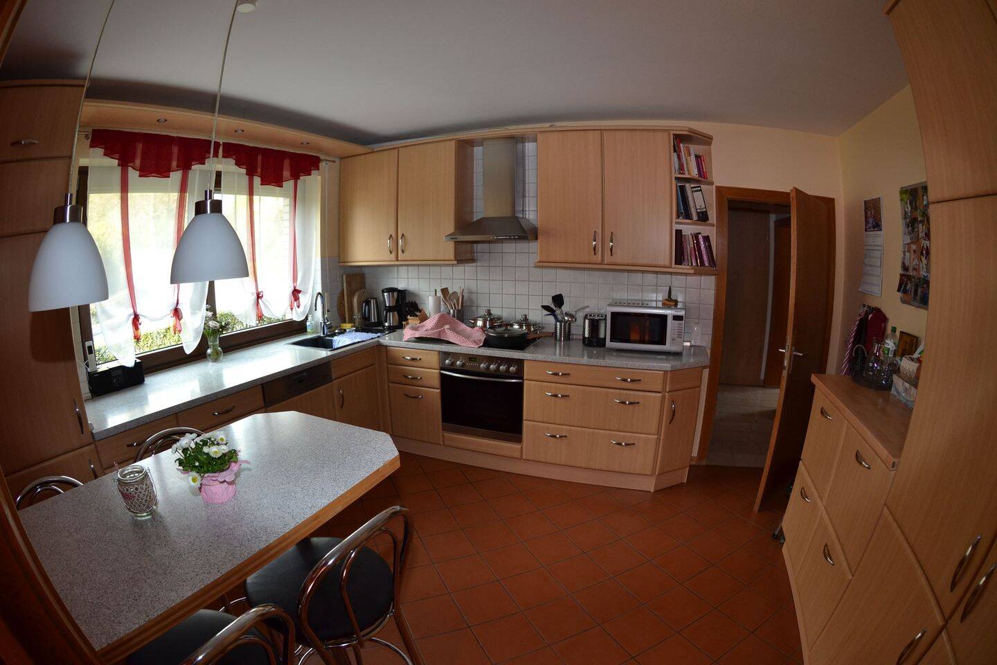 Familienfreundliches 7-Zimmer-Haus mit Modernisierungen in Detmold – Detmold – Vorschaubild 5