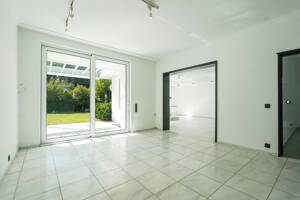 Bungalow im Dichterviertel - Stockum mit uneinsehbarem Garten und Swimmingpool im Haus – 40474 Düsseldorf – Vorschaubild 6