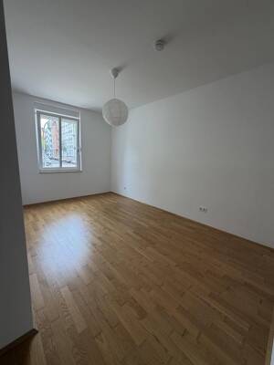 NEU modernisierte 2 Zimmer Wohnung mit Einbauküche – 10249 Berlin – Vorschaubild 9