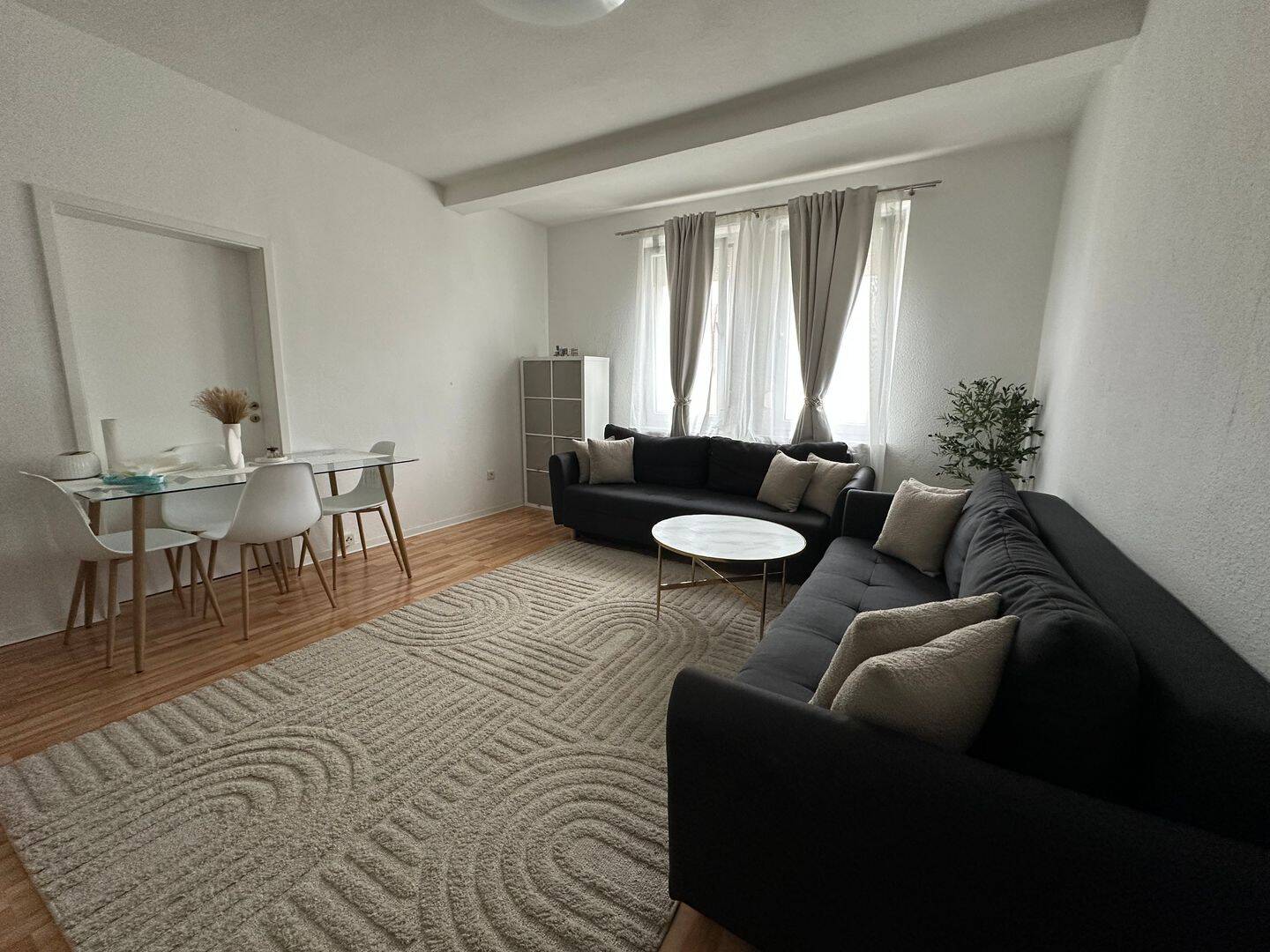 Ab 01.09.: Geräumige 2-Zimmer-Wohnung, verkehrsgünstig gelegen in Gleißhammer!