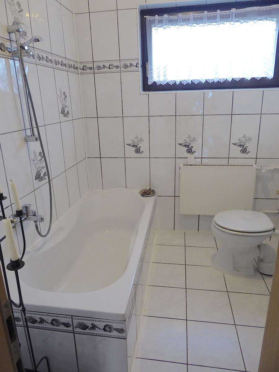 Freistehendes EFH mit 5 Zimmern, Garage, Wintergarten und Garten – Bad Marienberg (Westerwald) – Vorschaubild 8