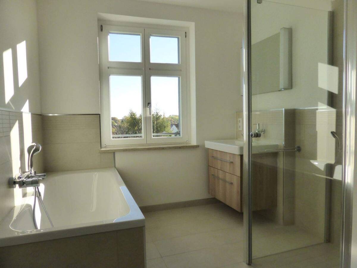 Moderne 2-Zimmer-Wohnung mit großer Loggia im beliebten Gohlis-Carré! – 4157 Leipzig – Bild 1 von 9