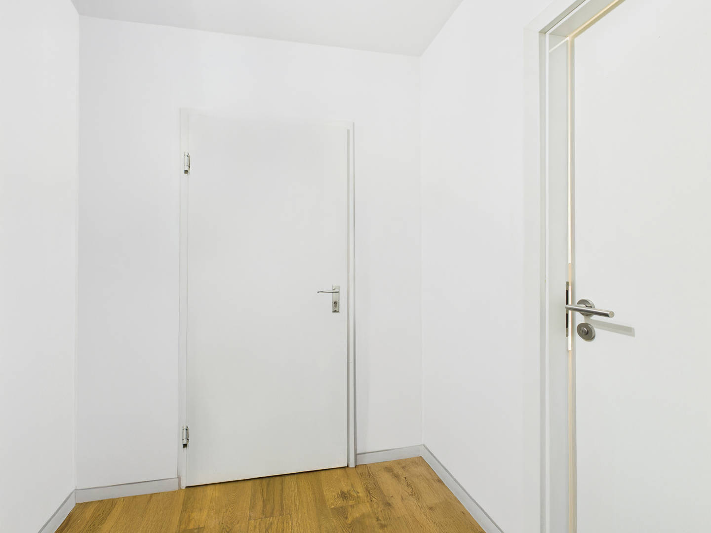 Modernisierte Singlewohnung mit gehobenem Wohnkomfort – München – Vorschaubild 5