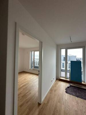 Penthouse Wohnung mit Dachterrasse EBK und E-Tiefgaragenstellplatz – 12529 Schönefeld – Vorschaubild 3