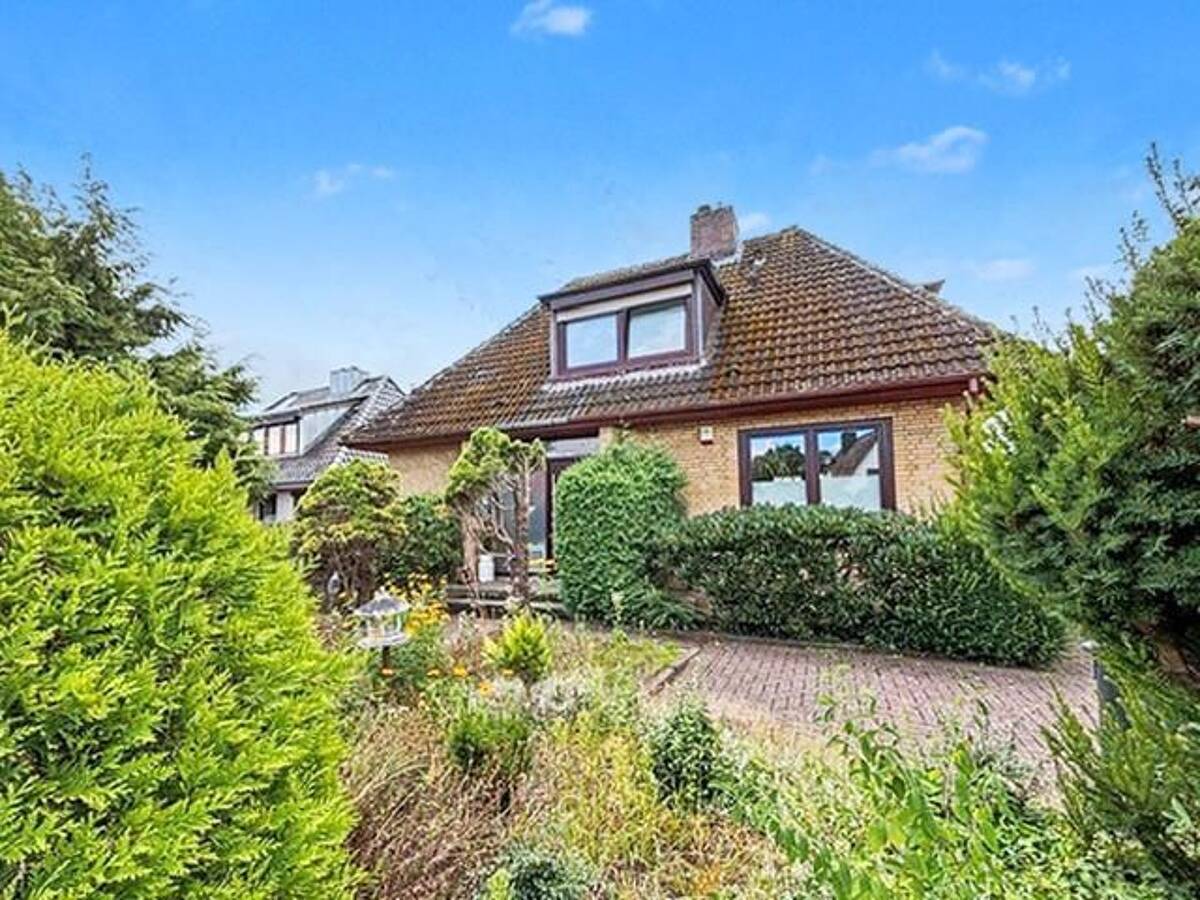 Erbbaurecht: Gemütliches Einfamilienhaus mit 3 Zimmern in Lübeck-Edelsteinsiedlung – 23566 Lübeck – Bild 1 von 9