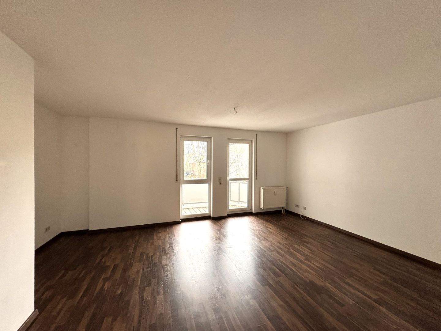 Helle 2-Zimmer-Wohnung mit Balkon – ideal geschnitten – Chemnitz – Vorschaubild 3