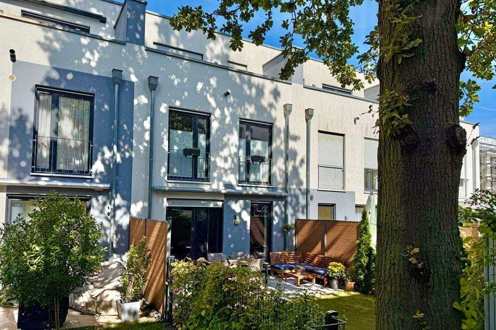 Einziehen und Wohlfühlen! Modernes Einfamilienhaus mit Komfort. – Bad Honnef – Bild 1 von 9