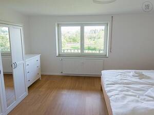 Große, möblierte 3,5-Zimmer-Wohnung bei Lindau mit Bergsicht und Stellplatz – 88131 Lindau (Bodensee) – Vorschaubild 2