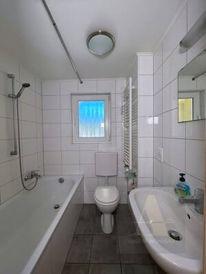 Helle 3-Zimmerwohnung im 2.OG in Littenweiler – 79117 Freiburg im Breisgau – Vorschaubild 9