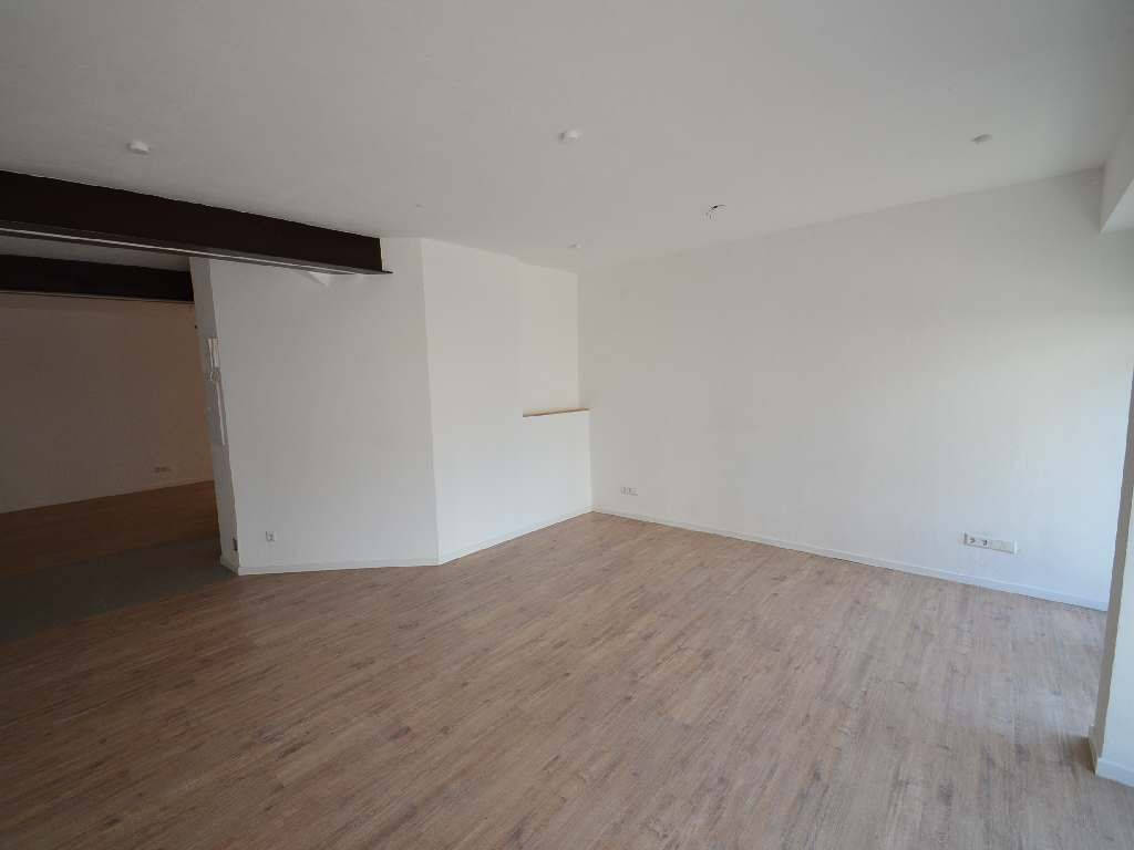 MFH in Merzig Stadt am Kirchplatz - mit Bürofl./Ladenfl. und 2 Wohnungen zu verkaufen – Merzig – Vorschaubild 6